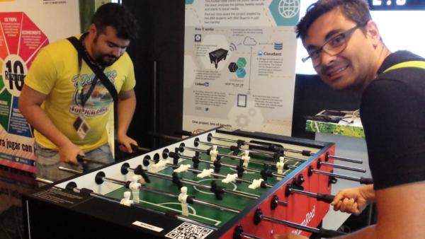 2016 - Resolving old disputes with Mauricio Garcia (The Game Kitchen CEO) during Gamelab Barcelona'16.